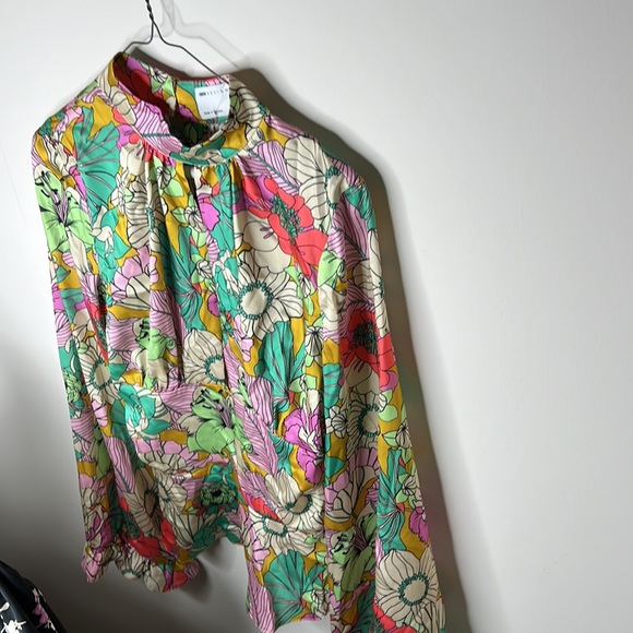 Nordstrom women blouse - Picture 6 of 6